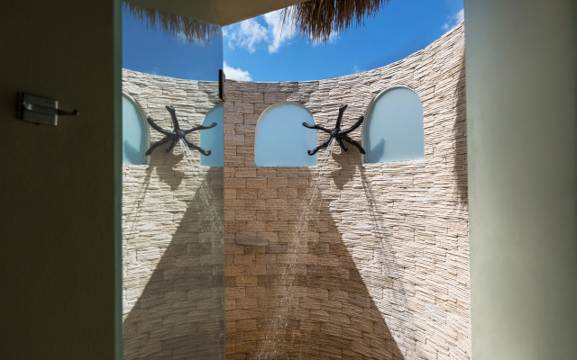 El Dorado Casitas Royale 