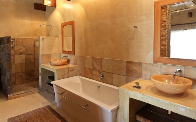 Surval Boutique Olive Estate