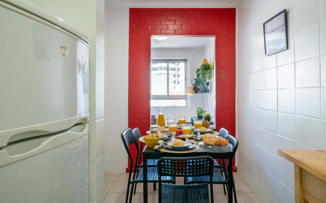 Large Flat w/ Terrace | Ace Location @ Aliados