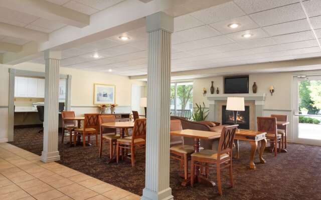 Baymont by Wyndham Wichita East