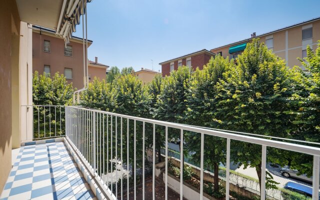 Sant'Orsola Colorful Huge Apartment