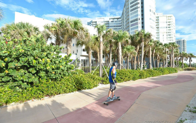 Crystal Beach Suites Miami Oceanfront Hotel