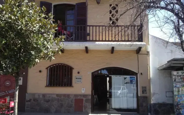 Wawqi Hostel