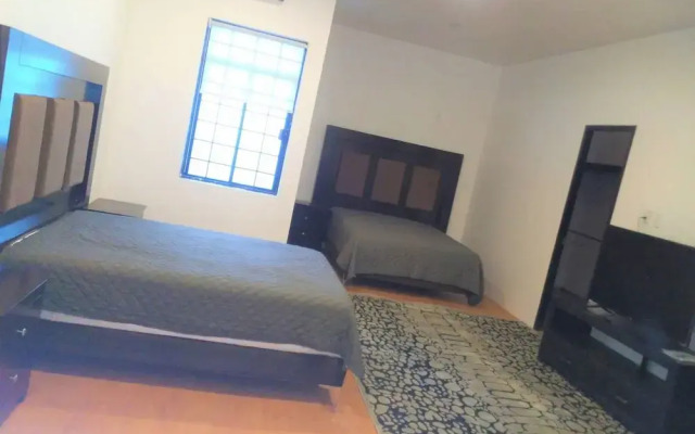 10 Large suite for 4 people