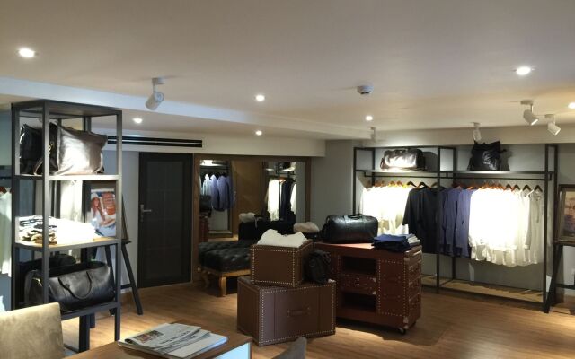 Bespoke Trendy Hotel Hanoi