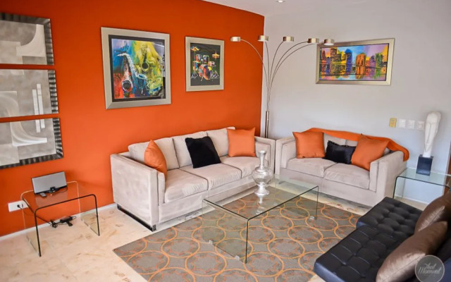 Magia Apartment F102 by iMexico