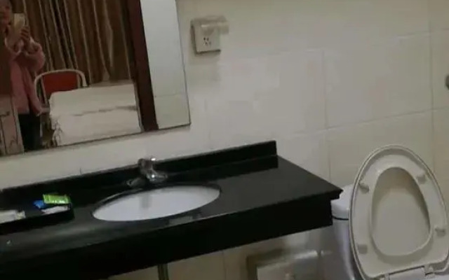 Taizhou Yichating Hotel