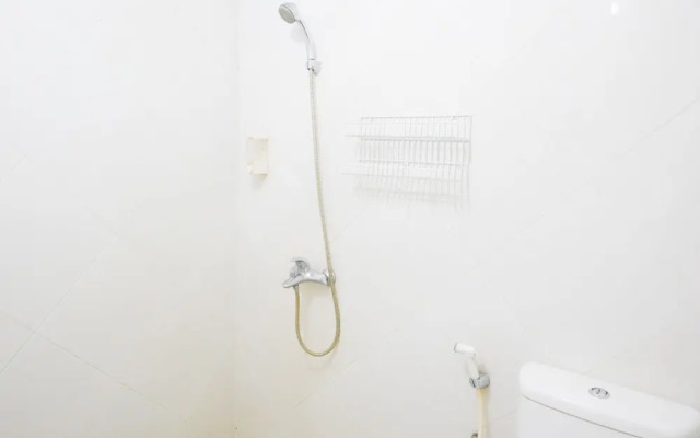 OYO 1967 Hotel House of Eva Syariah Near Rumah Sakit Umum Daerah Jagakarsa