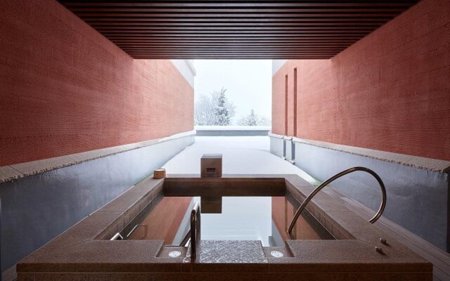 Lotte Arai Resort