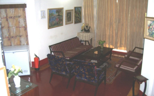 Blue Chip Guest House Kolkata