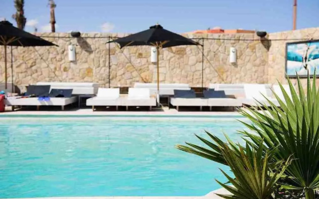 New Marina President Hotel