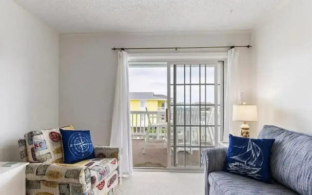 Beauty & The Beach-8B - 2 Br Home