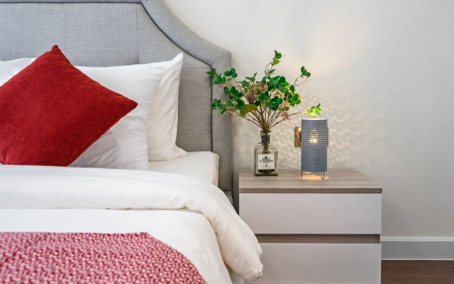 Nomadhome Royal Suite Condotel