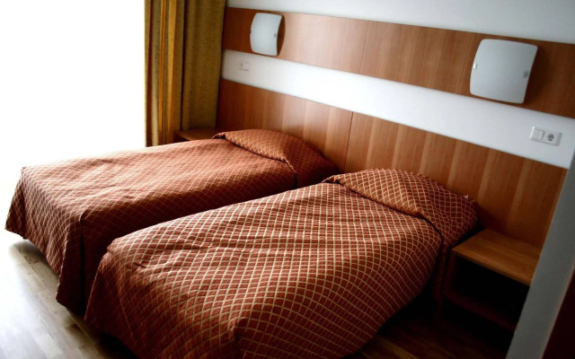Raadimõisa Hotel