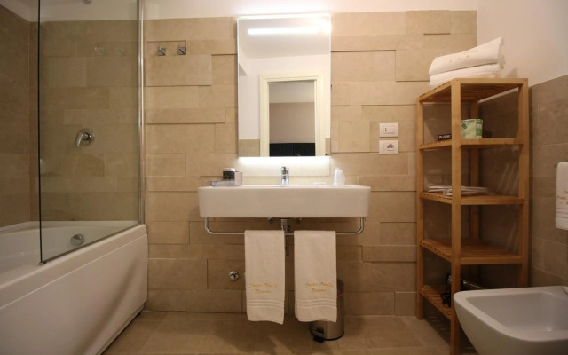 Hotel Porta Reale