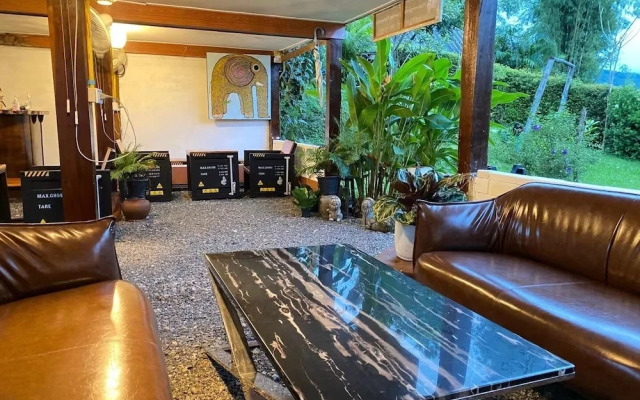 3 Pok Maiwang Elephant Hostel