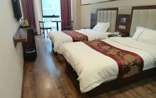 Kelly Hotel (Zhengzhou East High-speed Railway Station)