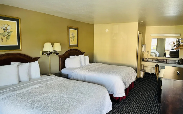 Alpine Valley Inn