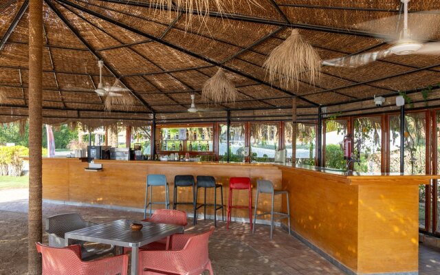 Fort Arabesque Beach Resort