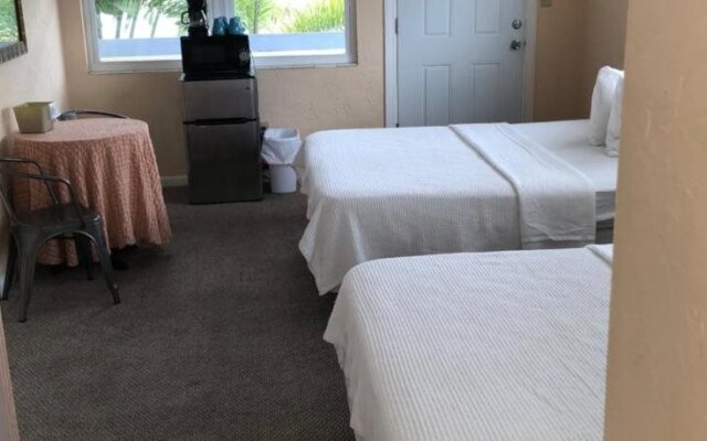 Surf n Sand Motel