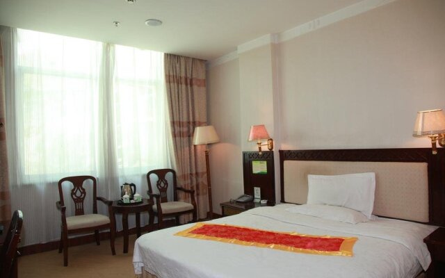 Tibet Shannan Yulong Holiday Hotel