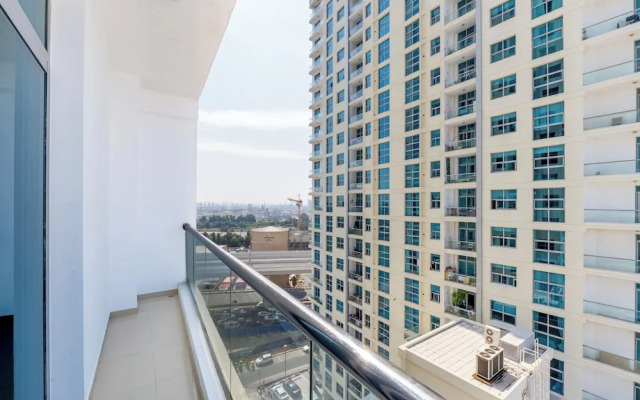 Waterfront 3BR with Marina View at DEC