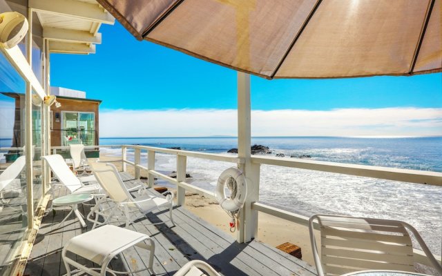Beachfront Malibu House by RedAwning