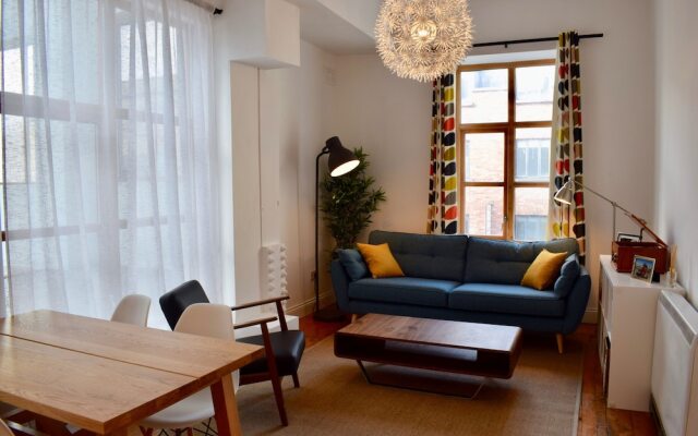 Central Dublin 2 Bedroom Flat