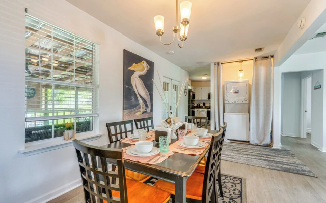 Walk to Beach: Family Getaway in Pensacola