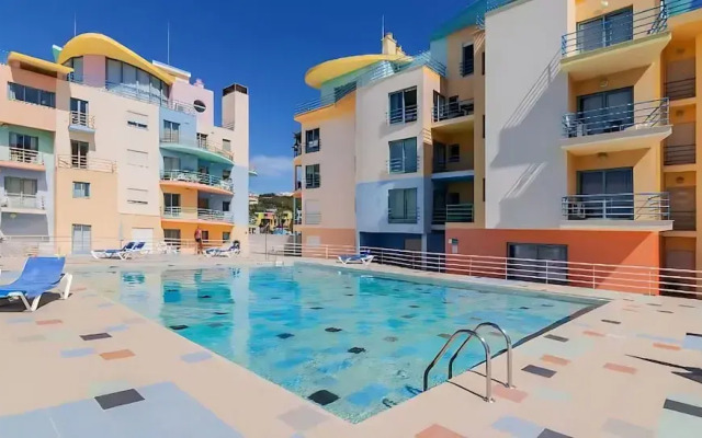 Marina View 1 Bedroom Apartment w Swimming Pool