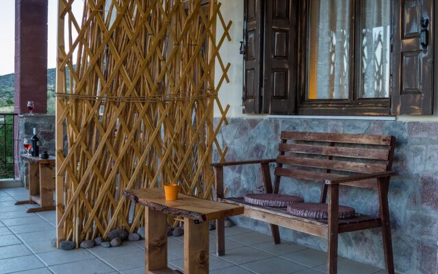 Cavo Petra Hotel