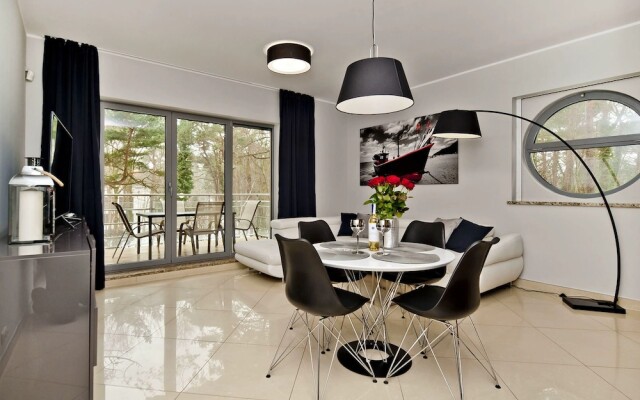 Willa Tamara BlueApart Jurata