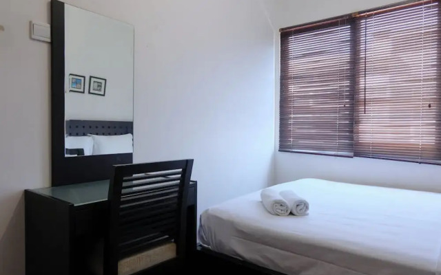 Spacious 2Br Apartment At Grand Setiabudi
