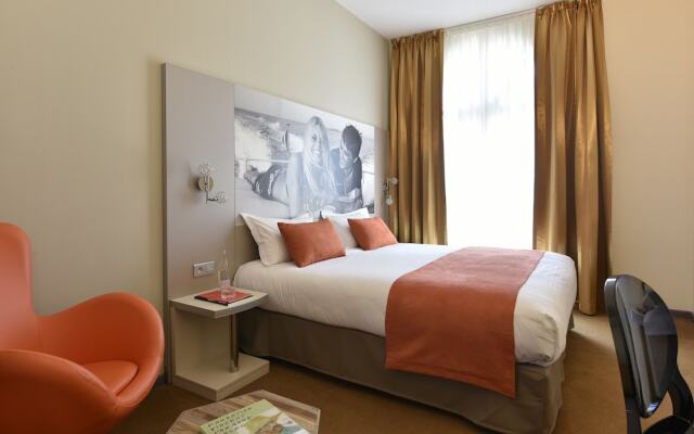 Hotel Arles Plaza