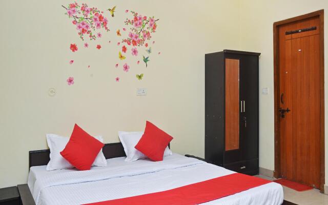 OYO 24622 Hotel Crystal Leaf