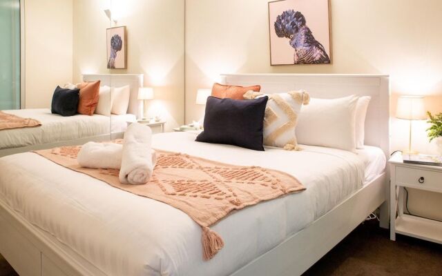 Stylish port Melbourne Pad - Rejuvenate