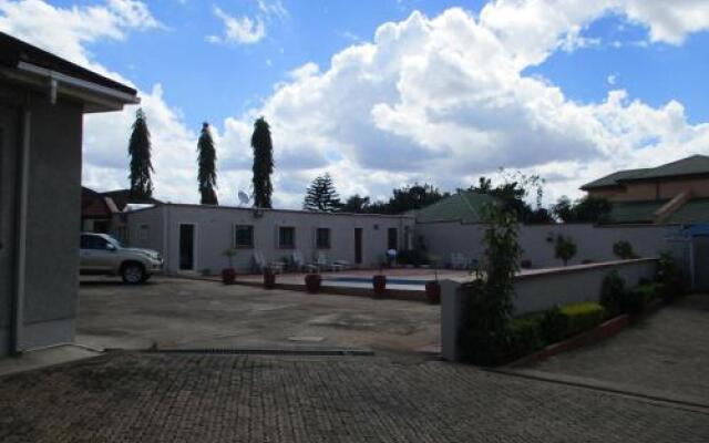 Avon Garden Apartments