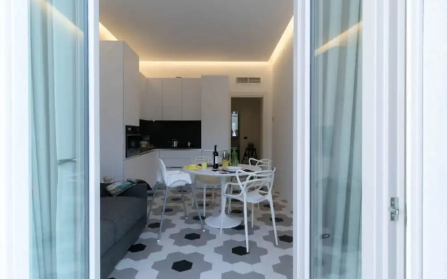 Casa Posta in Como With 1 Bedrooms and 1 Bathrooms