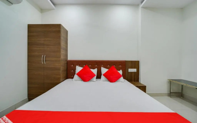 The Lalit Hotel And Restaurant