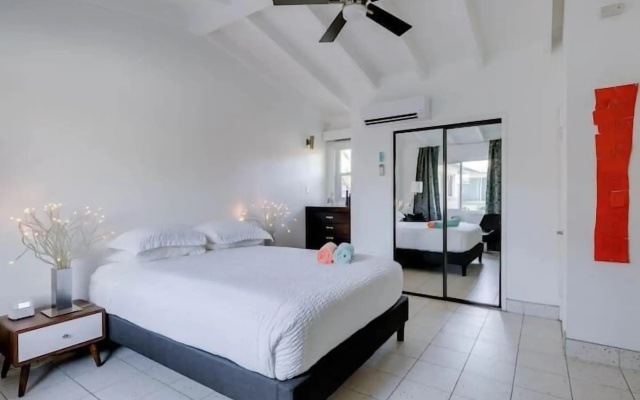 BelleVue Oasis-Palm Springs - Adults Only
