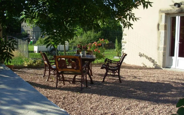 Le Jardin des Pierres Brunes