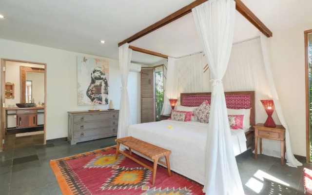 Villa Desa Roro Dua by Villa Finder