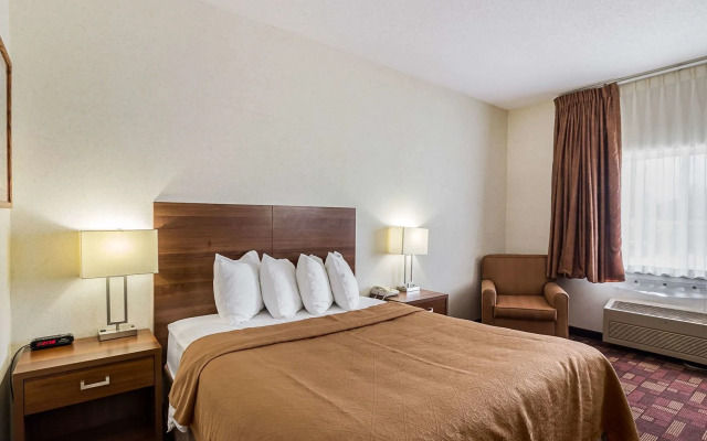 Econo Lodge Luverne I-90