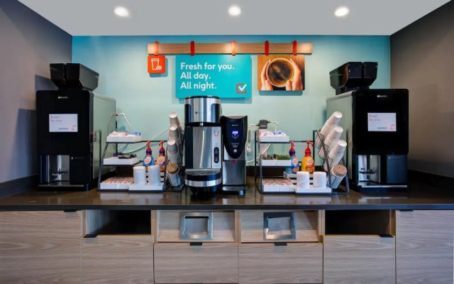 Avid Hotel Detroit - Warren