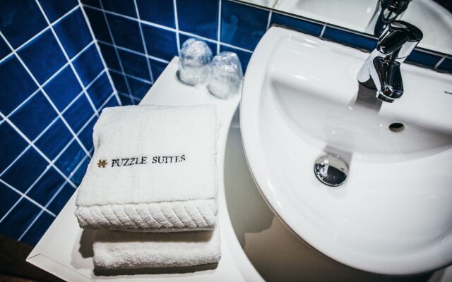 Puzzle Suites B&B