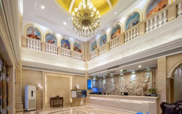 Vienna Hotel (Guangzhou Huawei R&D Center Songnan Branch)