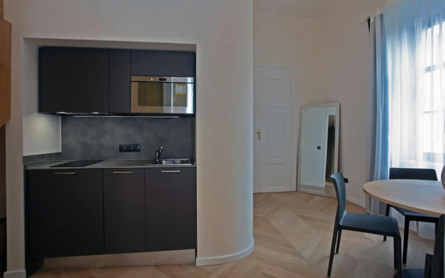 The Apartment House - Mezibranska