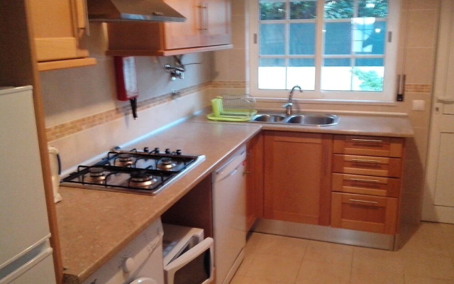 Inviting 2-bed Apartment in Albufeira