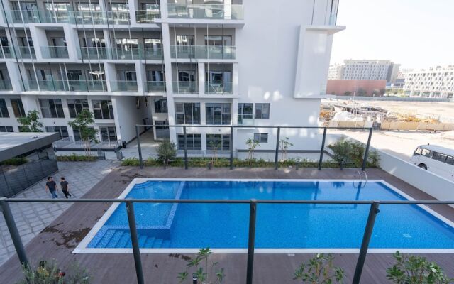 Executive 1 BR in Oasis - 2