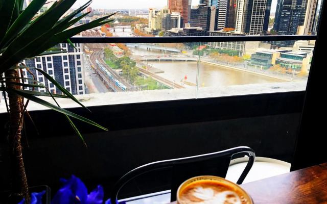 Aura on Flinders Serviced Apartments
